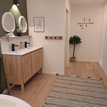 Le De Sophie Hotel Valernes