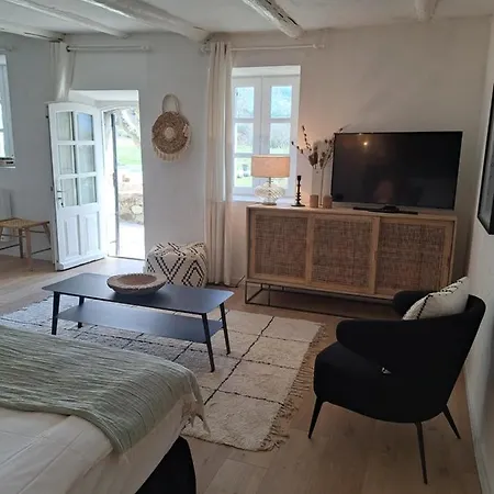 Le De Sophie Hotel 3*