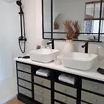 Le De Sophie Hotel Valernes