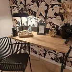 Le De Sophie Hotel