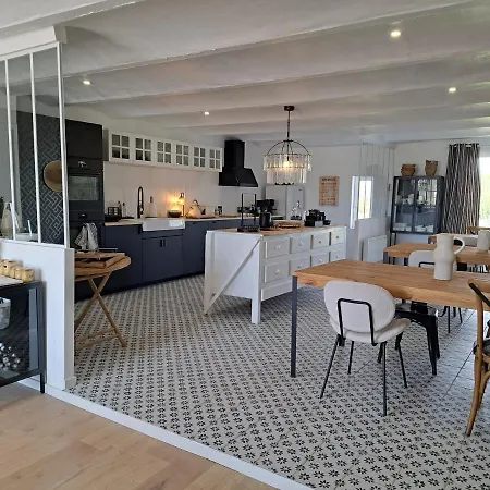 Hotel Le De Sophie 3*