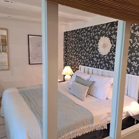 Le De Sophie Hotel Valernes