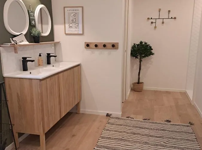 Le De Sophie Hotel Valernes